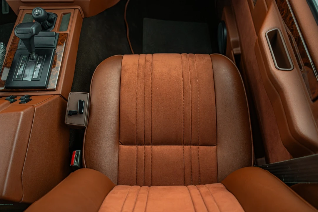 1989 Land Rover Range Rover Classic - Image 25 of 31