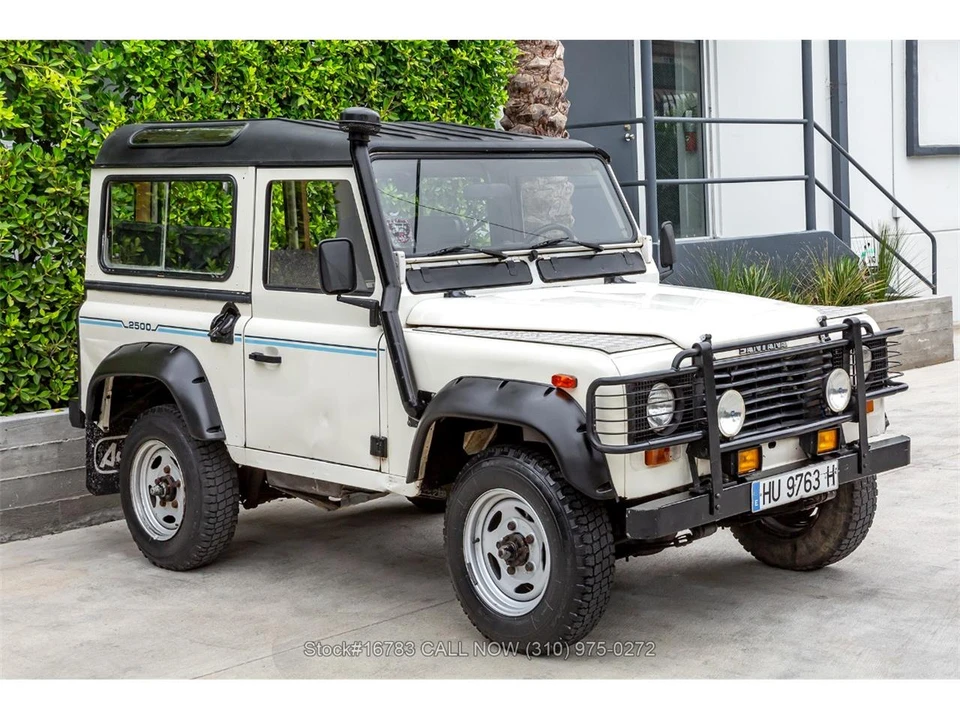 1989 Land Rover Defender - Image 2 of 31