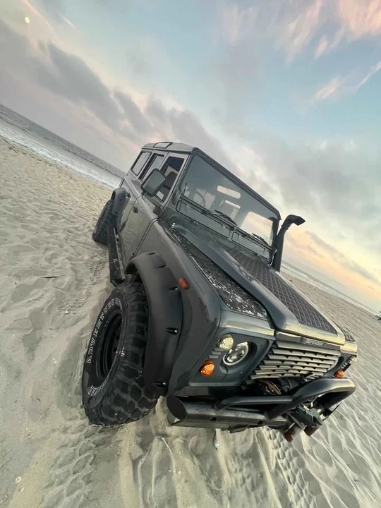 1989 Land Rover Defender 110 - Image 2 of 8