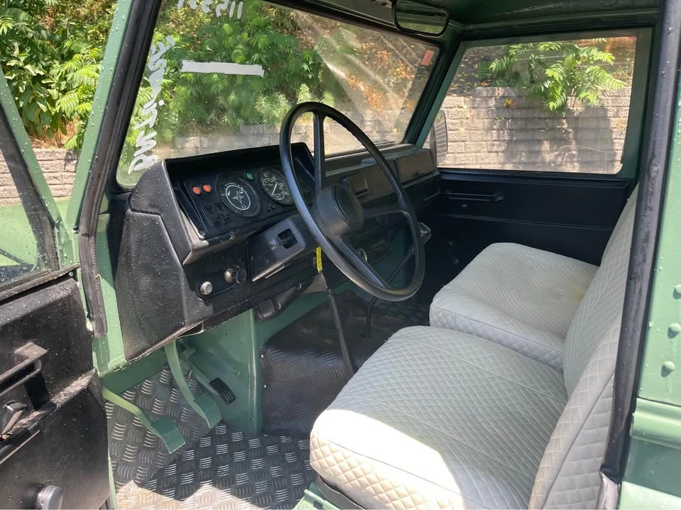 1989 Land Rover Defender 110 - Image 11 of 20