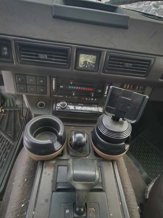 1989 Land Rover Range Rover Classic - Image 8 of 15