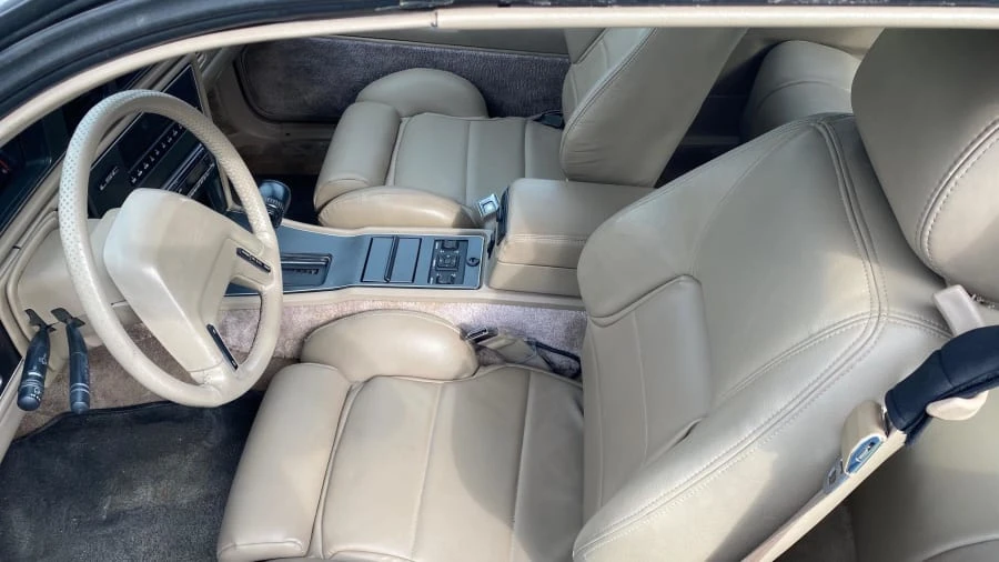 1989 Lincoln Continental Mark VII - Image 3 of 12