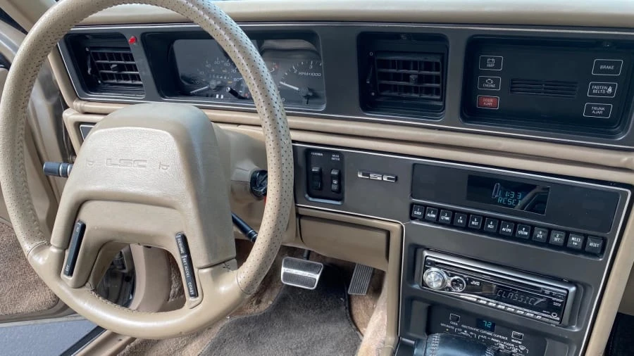 1989 Lincoln Continental Mark VII - Image 5 of 12