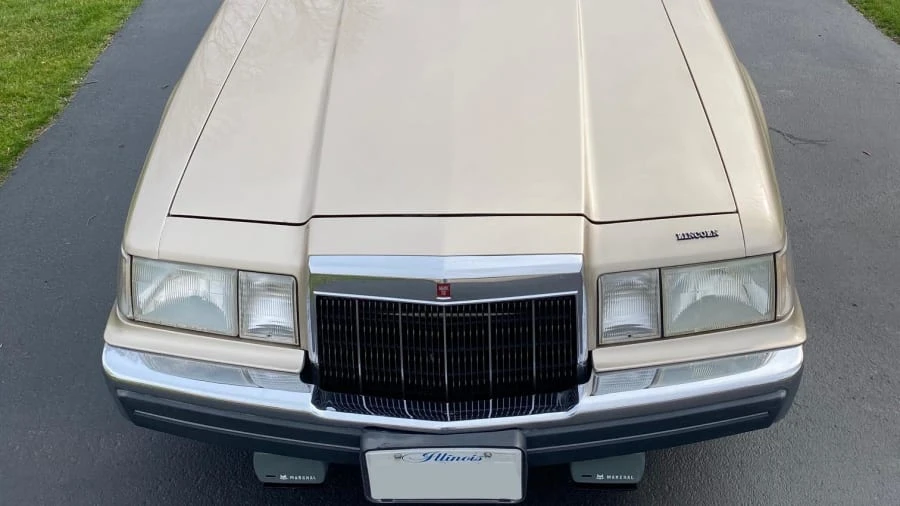 1989 Lincoln Continental Mark VII - Image 8 of 12