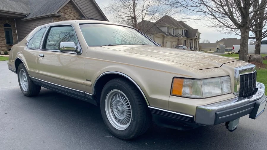 1989 Lincoln Continental Mark VII - Image 11 of 12