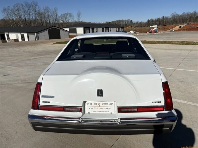 1989 Lincoln Continental Mark VII - Image 15 of 31