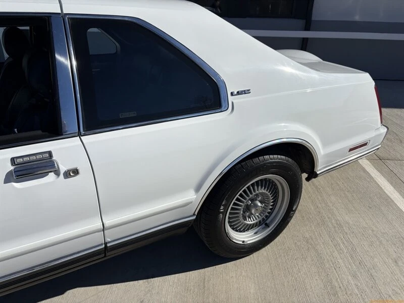 1989 Lincoln Continental Mark VII - Image 12 of 31