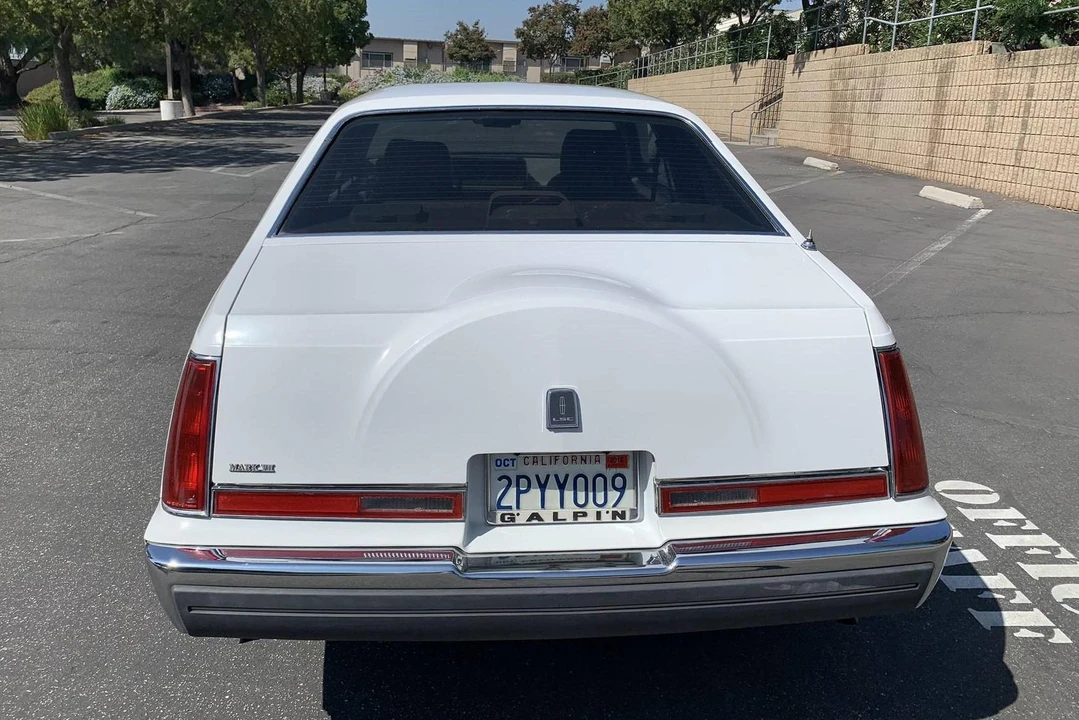 1989 Lincoln Continental Mark VII - Image 5 of 5