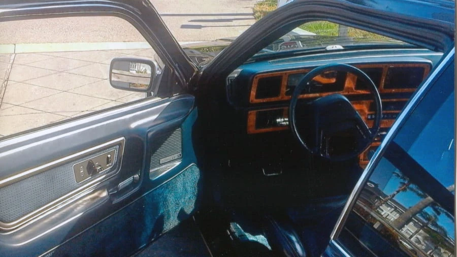 1989 Lincoln Continental Mark VII - Image 4 of 4