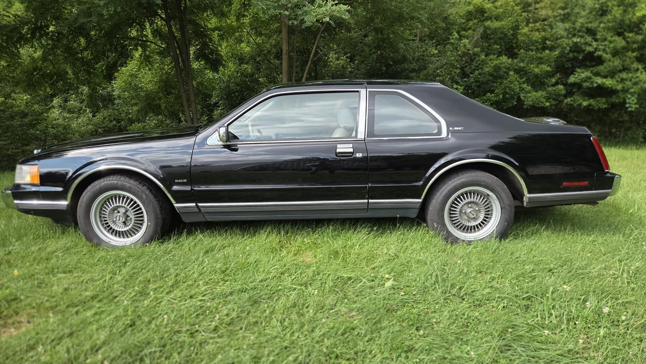 1989 Lincoln Continental Mark VII - Image 21 of 31