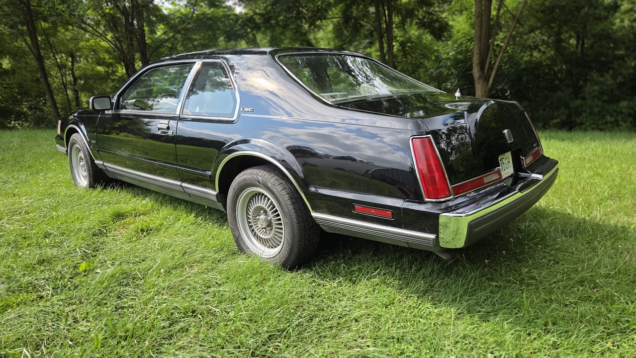 1989 Lincoln Continental Mark VII - Image 19 of 31