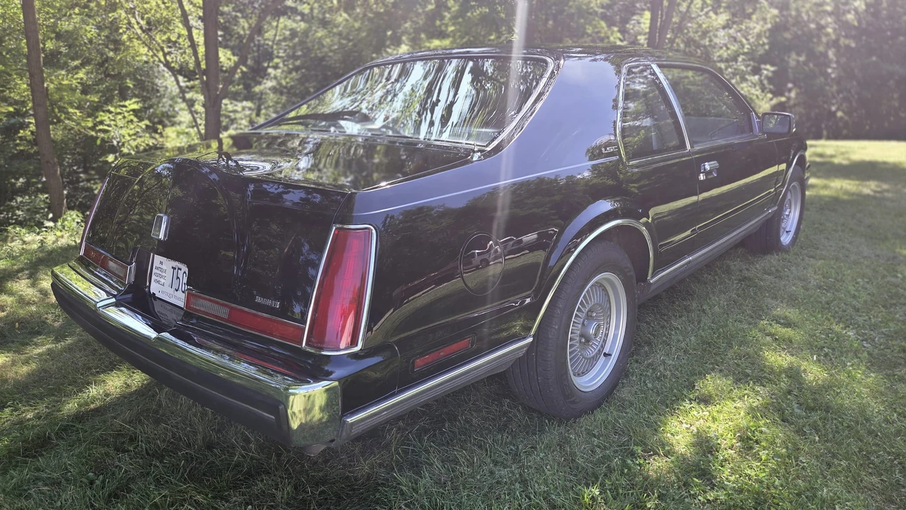 1989 Lincoln Continental Mark VII - Image 13 of 31