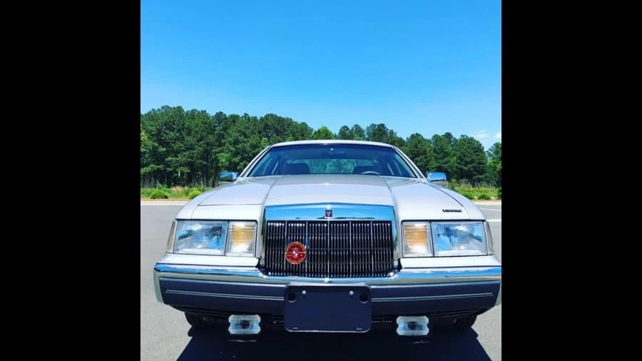 1989 Lincoln Continental Mark VII - Image 11 of 11
