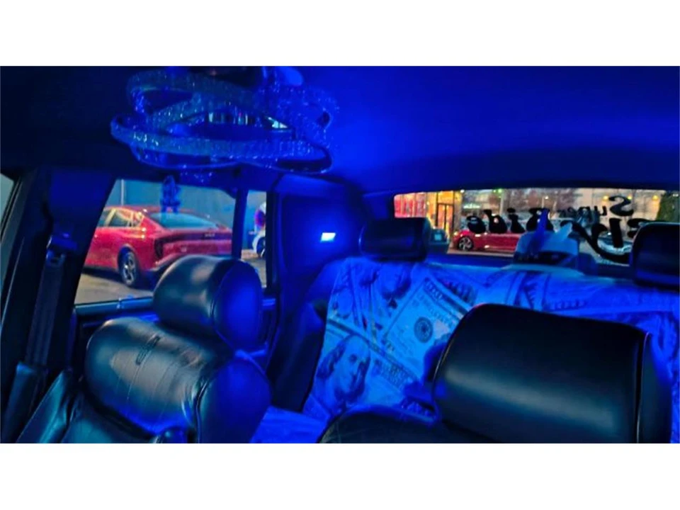 1989 Lincoln Town Car - Image 9 of 11