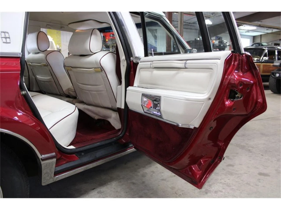 1989 Lincoln Town Car - Image 29 of 31