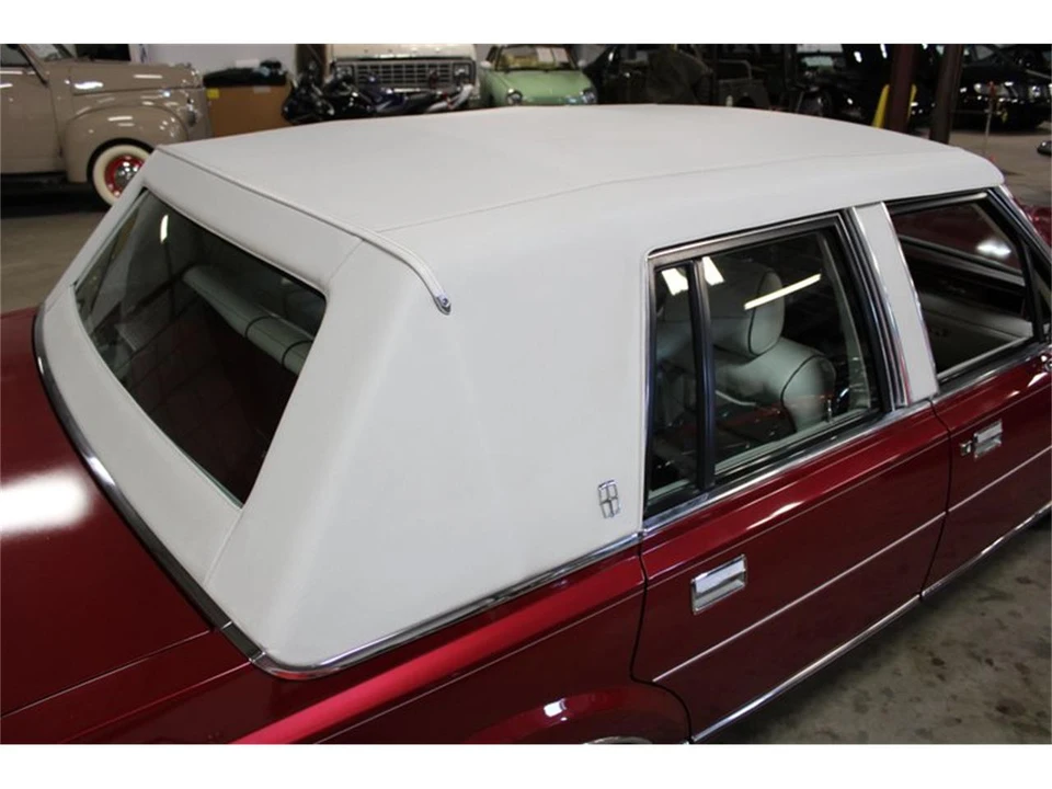 1989 Lincoln Town Car - Image 20 of 31