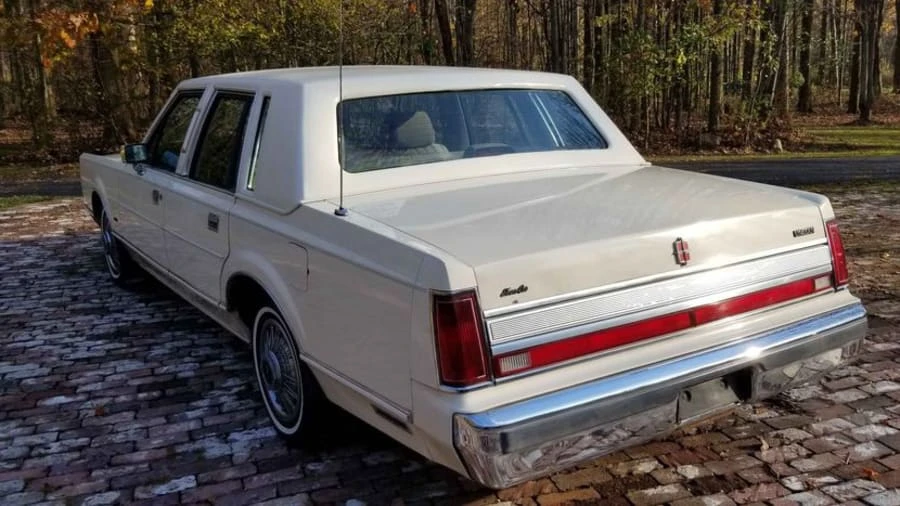 1989 Lincoln Town Car - Image 7 of 19