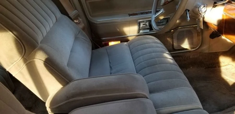 1989 Lincoln Town Car - Image 12 of 19