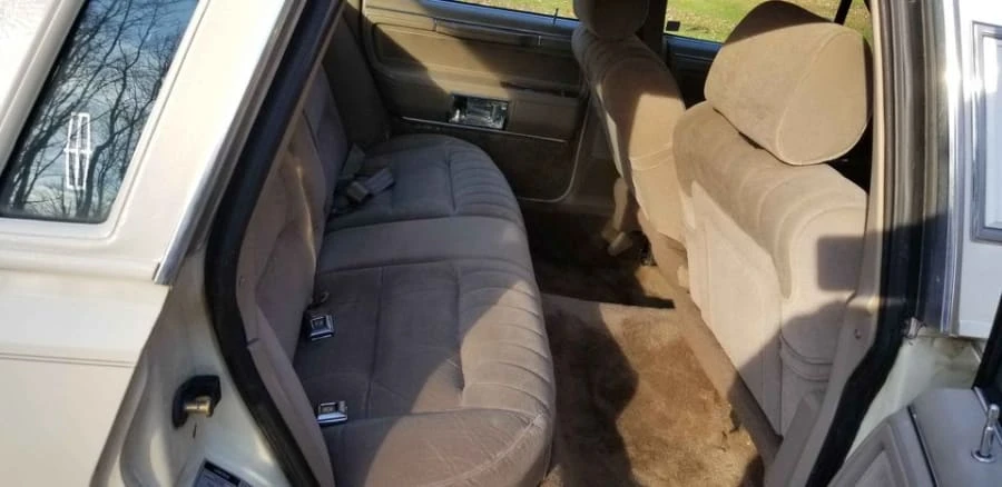 1989 Lincoln Town Car - Image 15 of 19