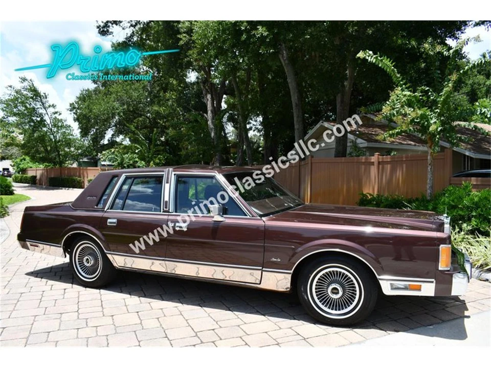 1989 Lincoln Town Car - Image 25 of 31