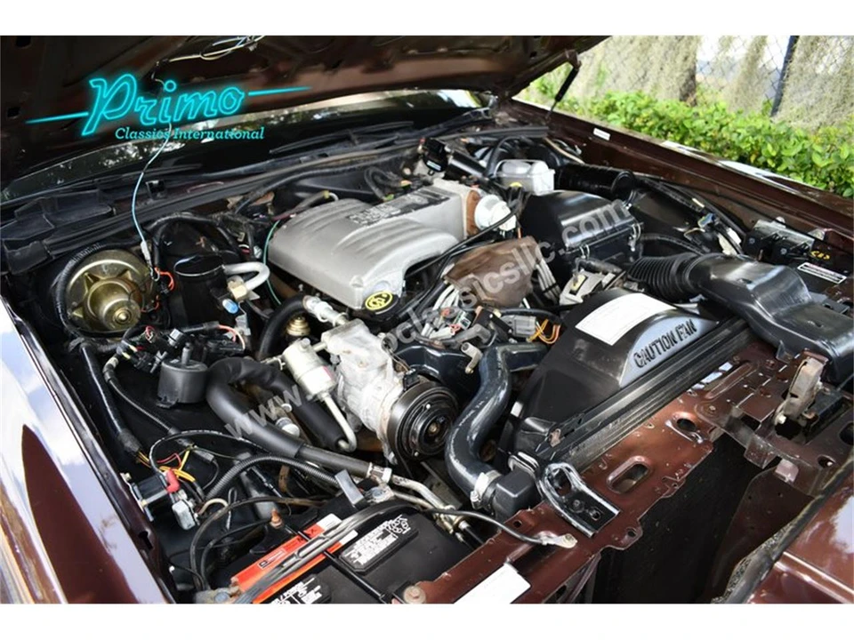 1989 Lincoln Town Car - Image 22 of 31