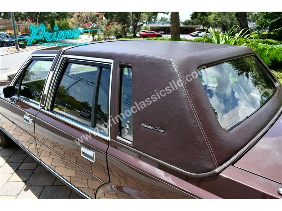 1989 Lincoln Town Car - Image 18 of 31