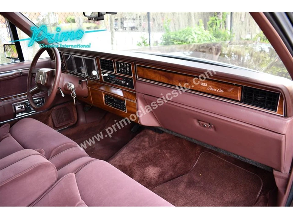 1989 Lincoln Town Car - Image 14 of 31