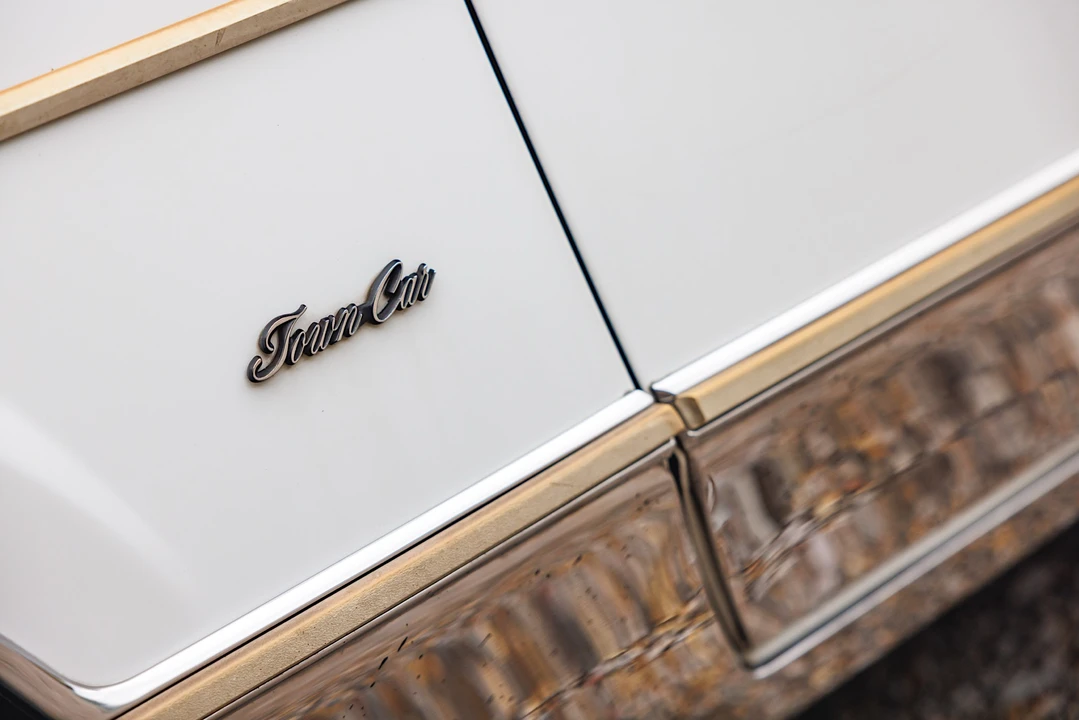1989 Lincoln Town Car - Image 29 of 31