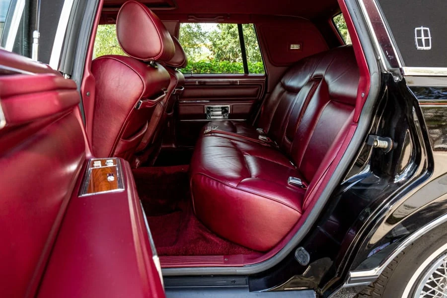 1989 Lincoln Town Car - Image 7 of 12