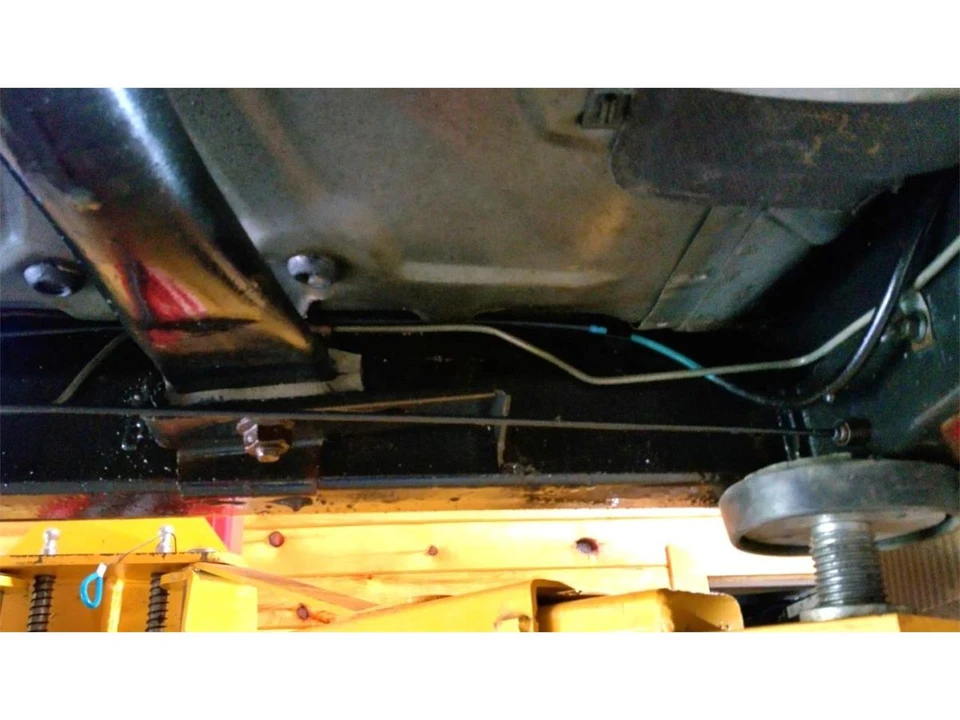 1989 Lincoln Town Car - Image 20 of 30