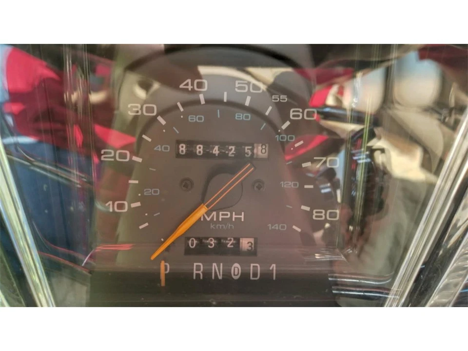 1989 Lincoln Town Car - Image 6 of 30