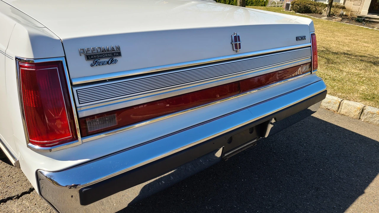 1989 Lincoln Town Car - Image 31 of 31