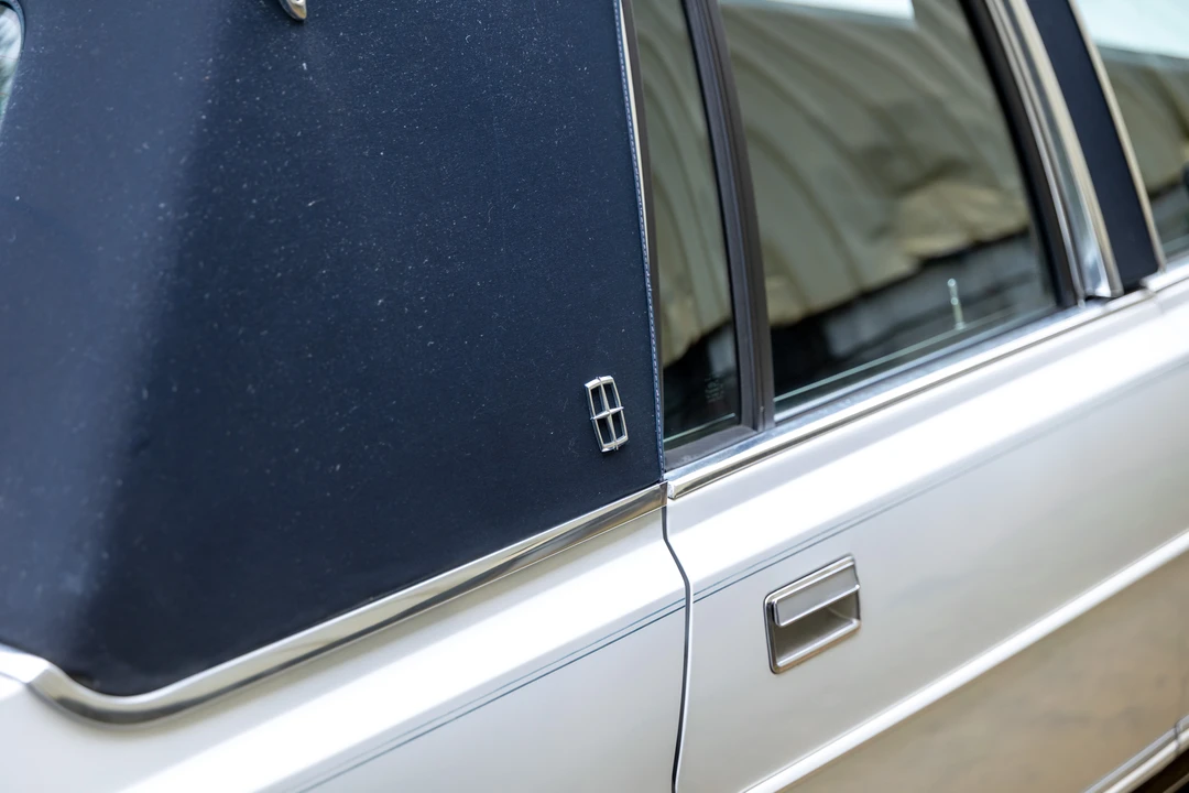 1989 Lincoln Town Car - Image 31 of 31