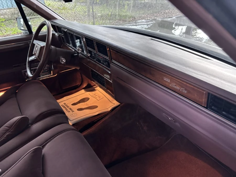 1989 Lincoln Town Car - Image 13 of 22