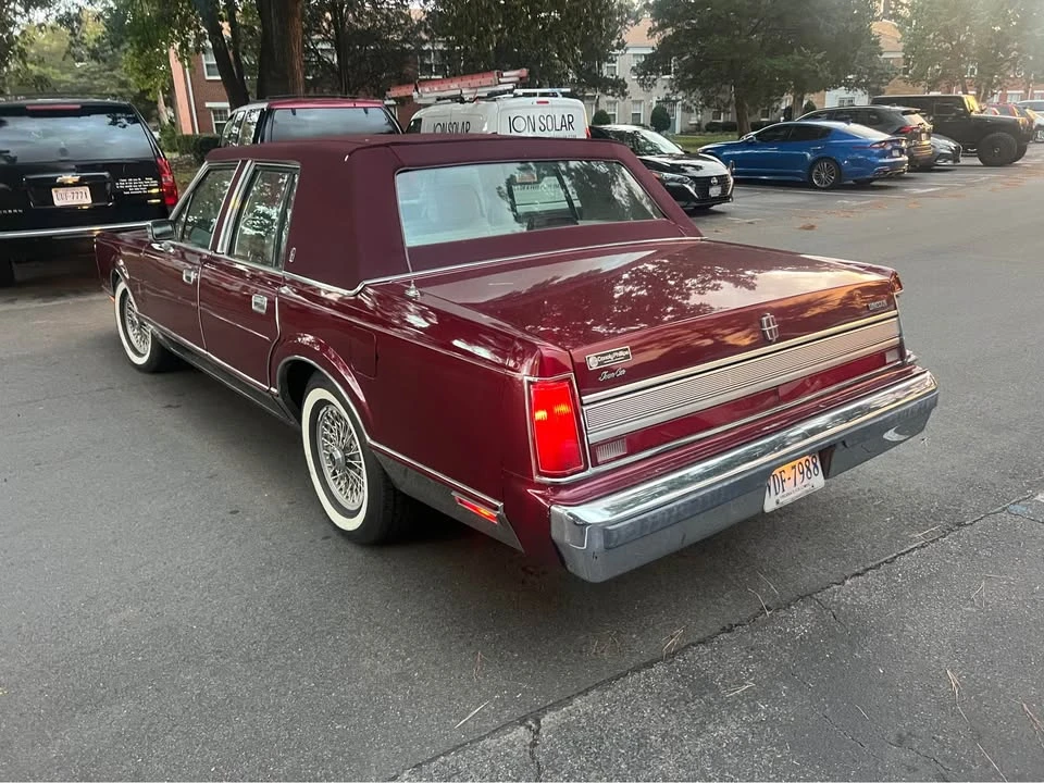 1989 Lincoln Continental Mark VII - Image 3 of 14