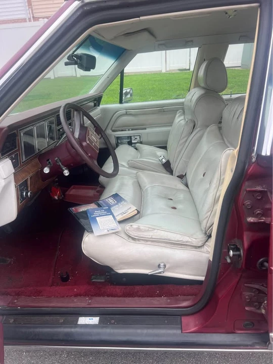1989 Lincoln Continental Mark VII - Image 11 of 14