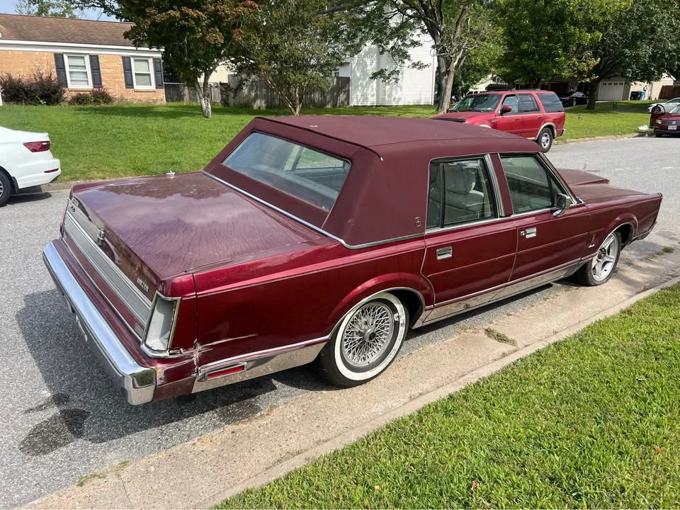 1989 Lincoln Continental Mark VII - Image 3 of 14