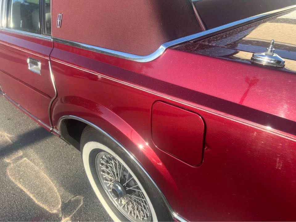 1989 Lincoln Continental Mark VII - Image 9 of 16