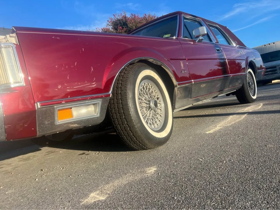 1989 Lincoln Continental Mark VII - Image 10 of 16