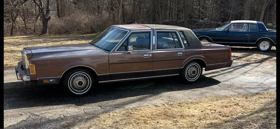 1989 Lincoln Town Car - Image 3 of 3