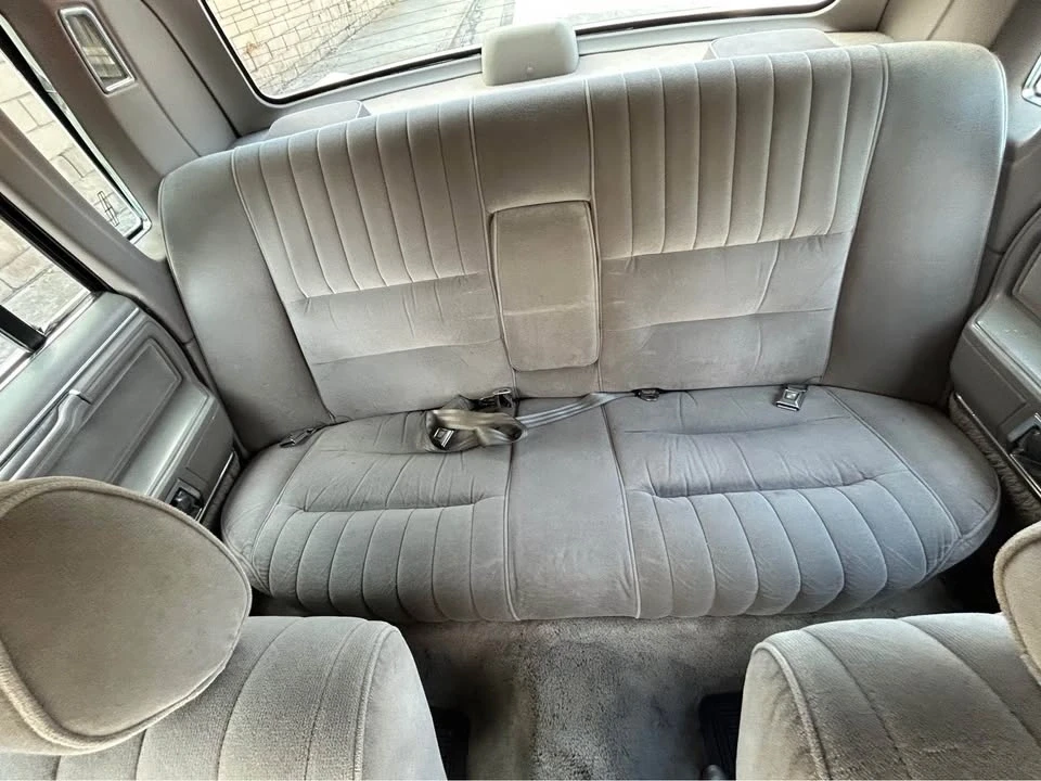 1989 Lincoln Town Car - Image 7 of 8