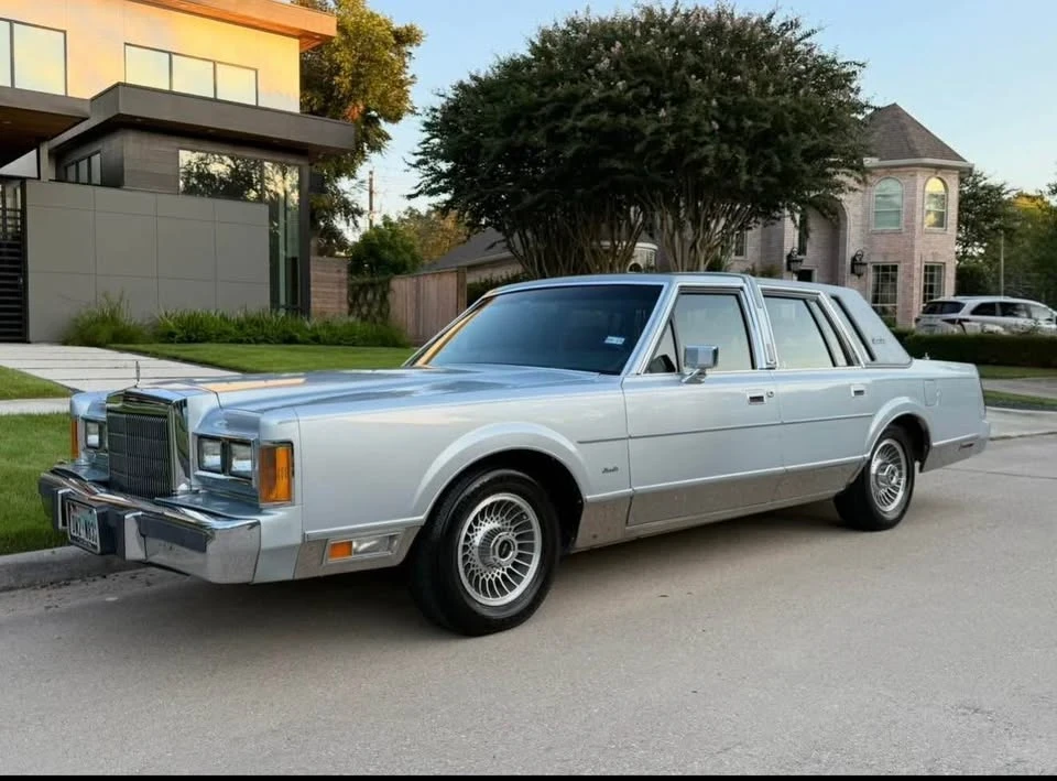 1989 Lincoln Town Car - Image 5 of 18