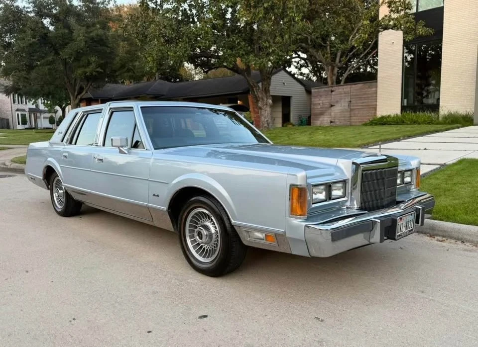 1989 Lincoln Town Car - Image 6 of 19