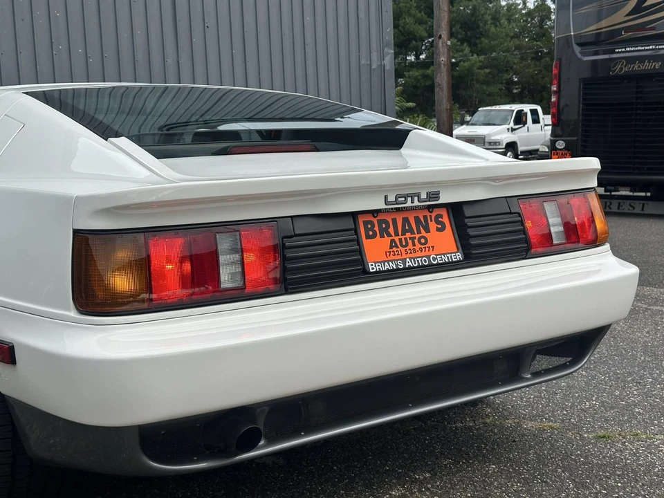 1989 Lotus Esprit X180 - Image 8 of 31