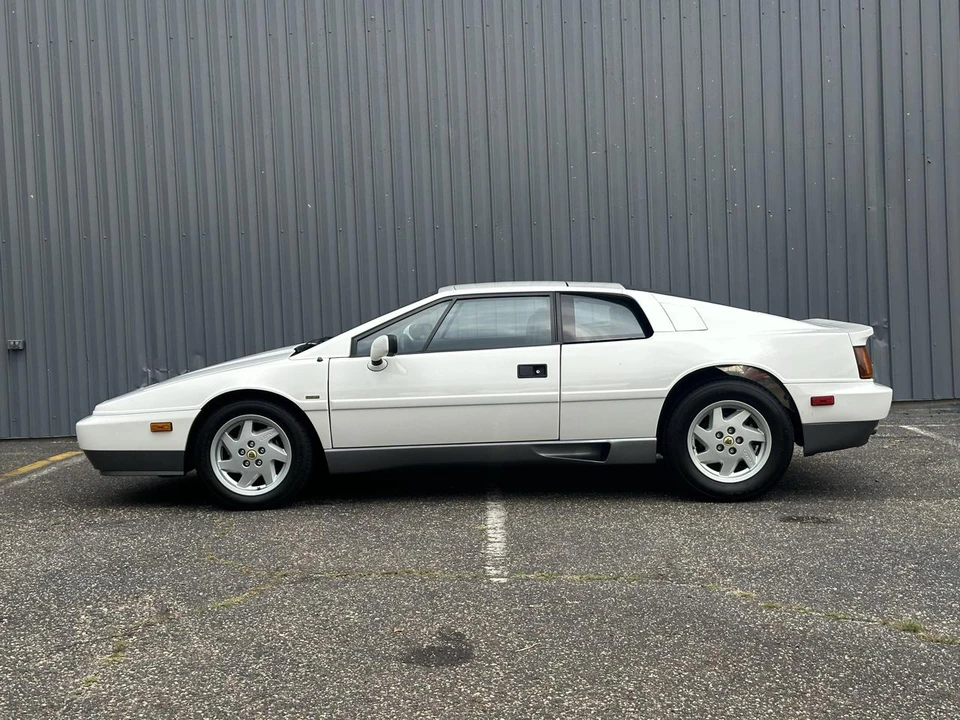 1989 Lotus Esprit X180 - Image 10 of 31