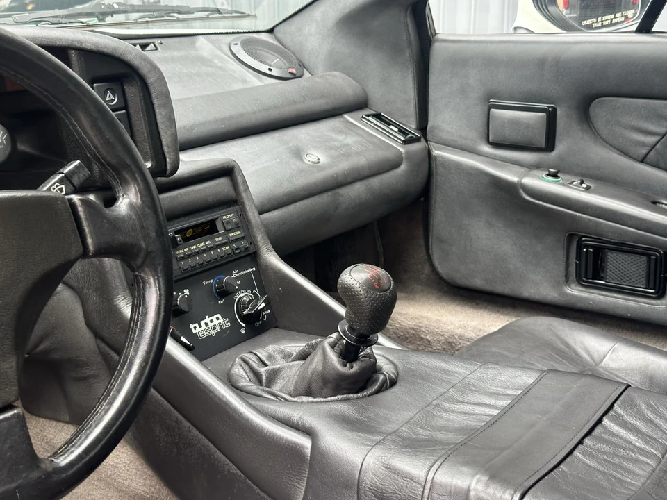 1989 Lotus Esprit X180 - Image 13 of 31