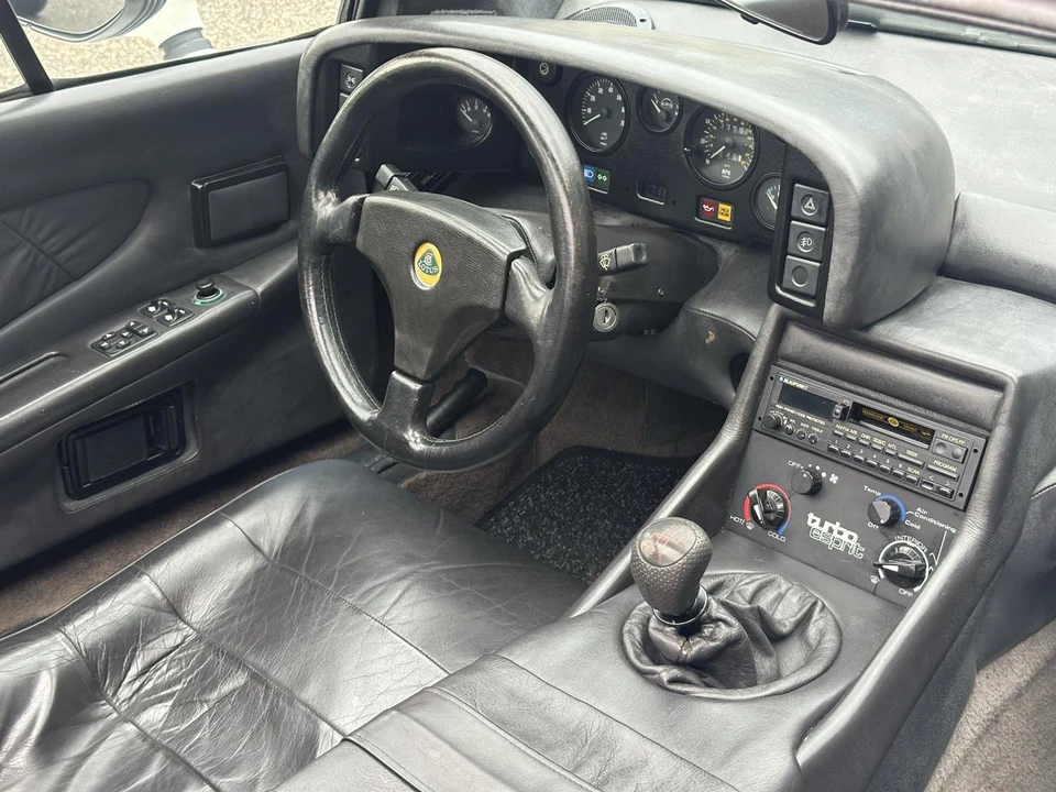 1989 Lotus Esprit X180 - Image 22 of 31