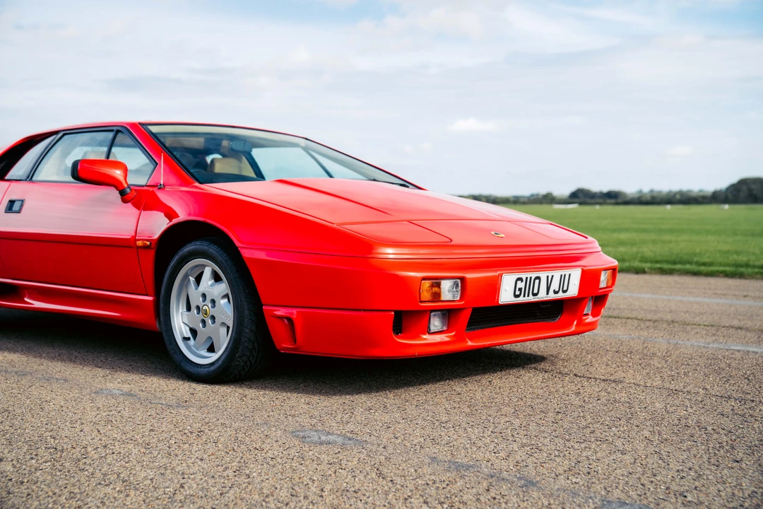 1989 Lotus Esprit Series 4 - Image 27 of 31