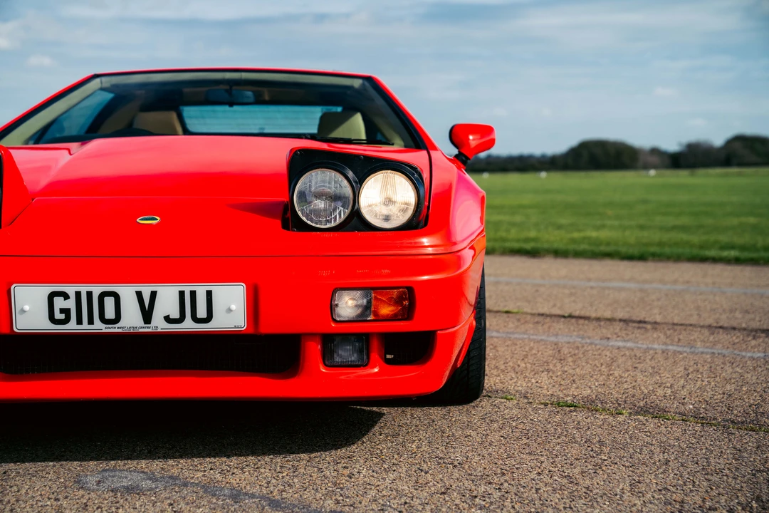 1989 Lotus Esprit Series 4 - Image 24 of 31