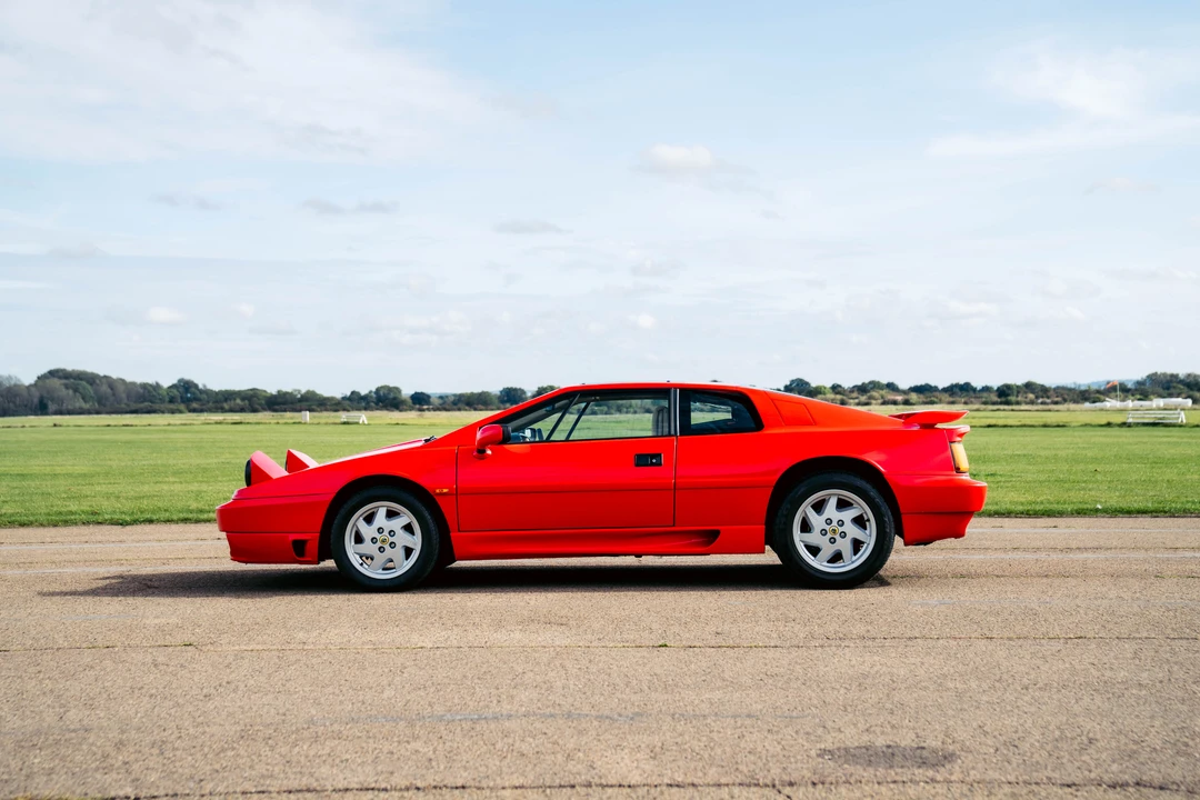 1989 Lotus Esprit Series 4 - Image 9 of 31
